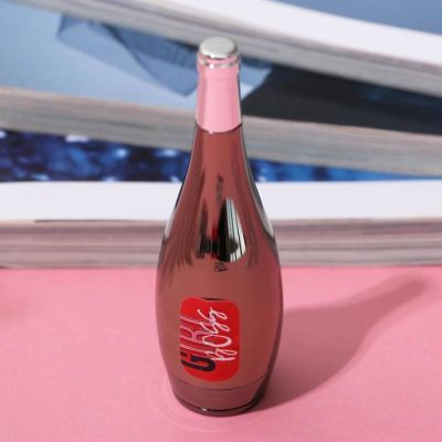 Зажигалка газовая "Girl boss", 8,5 х 2 см