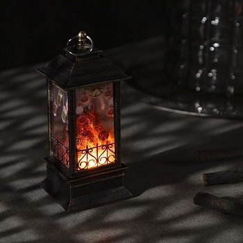 Светодиодная фигура «Камин с носками» 5.5 × 13 × 5.5 см, пластик, батарейки AG13х3, свечение тёплое белое