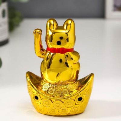 Маятник пластик "Манэки-нэко на слитке золота" от батарейки 1ААА 10,5х7,5х4,5 см