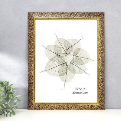 Фоторамка пластик 30х40 см "Золотая паутина на чёрном" 45,8х35,8х1,5 см