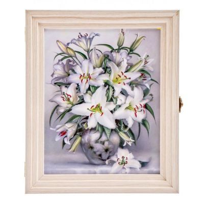 Ключница пирамида "Букет белых лилий" Выбеленный дуб 30х25х5 см МИКС