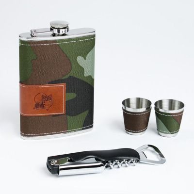 Подарочный набор 4 в 1 "Хаки": фляжка 270 мл, нож сомелье, 2 рюмки, 17х23 см, микс