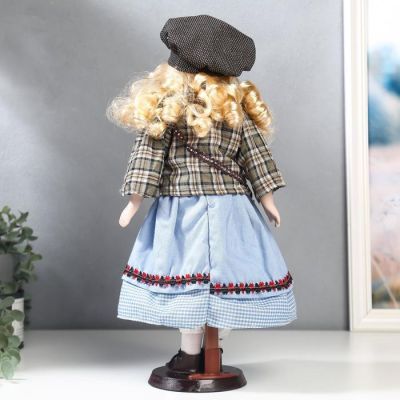 Кукла коллекционная керамика "Блондинка с кудрями, голубая юбка, пиджак в клетку" 40 см