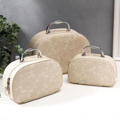 Шкатулка кожзам для косметики "Кружево цветы" сливки н-р 3 шт 6,5х11х19 8х14х22 11х25х17 см   514444