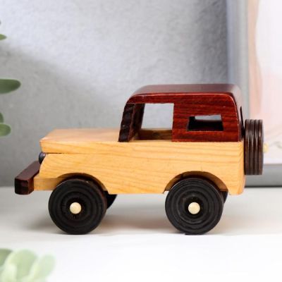 Сувенир дерево "Джип" 7х5х13 см
