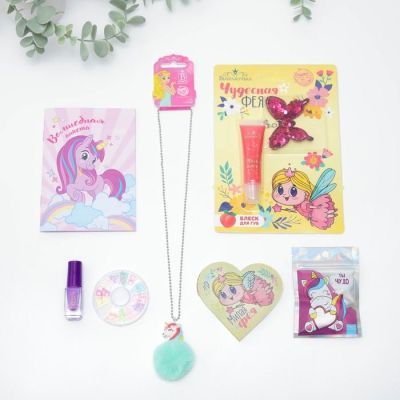 Набор косметики и аксессуаров «Самой любимой девочке»