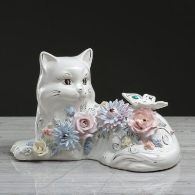 Копилка "Перс с бабочкой", покрытие лак, белая, 19 см, микс