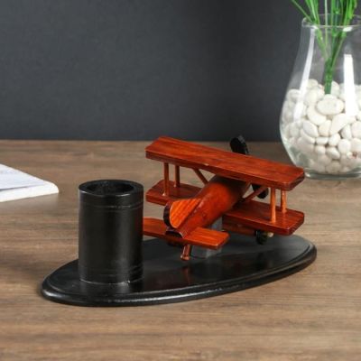 Сувенир дерево подставка под ручки "Самолёт" 14х12х26 см