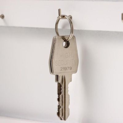 Ключница дерево "Резной ключ" 29,5х22х6 см