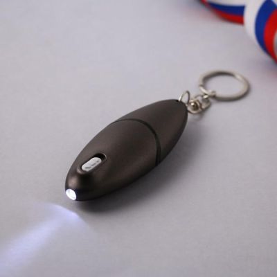 Подарочный набор «Настоящему герою»: карты игральные, брелок, 11.5 х 13.5 см