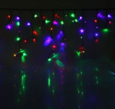 Гирлянда уличная "Бахрома" (Ш:4 м, В:0,6 м, нить темная, моргает)