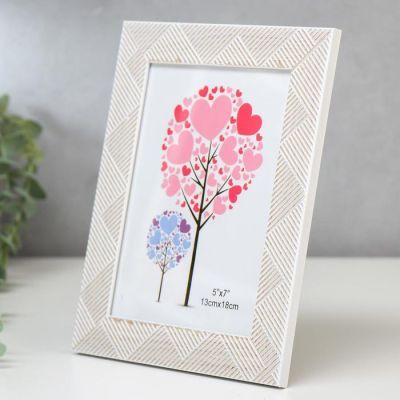 Фоторамка пластик 13х18 см "Полосатые треугольники" 22х17 см