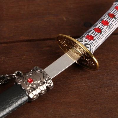 Сувенирное оружие «Катана на подставке», чёрные ножны с красными ромбами, 20см