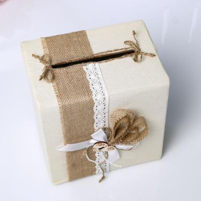 Семейный банк "Мария", 15х21х21 см, картон, двунитка