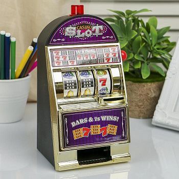 Копилка пластик "Игровой автомат" от 2АА, 21,5х12,5х10,2 см