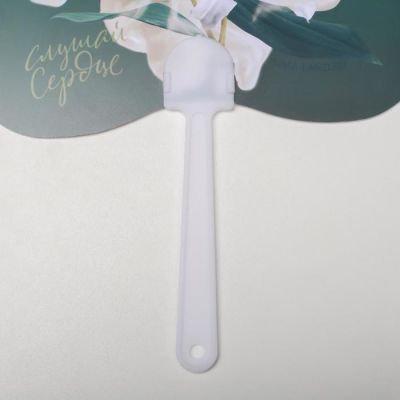 Веер-опахало "Белые лилии - Слушай сердце" 21х13 см