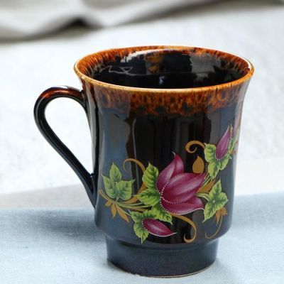 Кружка "Цветы и ягоды", коричневая, деколь, 350 мл, микс