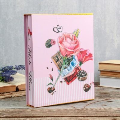 Фотоальбом на 200 фото 13х18 см "Розы и шоколад" в коробке, блёстки МИКС 29,5х23,5х5,5 см