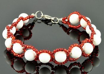 Браслет Кахолонг "Клубничка" арт.КАП-684