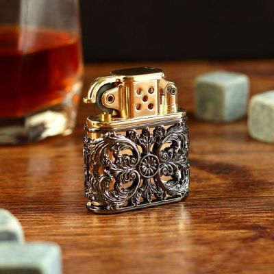Зажигалка бензиновая «Классическая» с  ажурным объёмным узором, 1.5х4.5х5 см