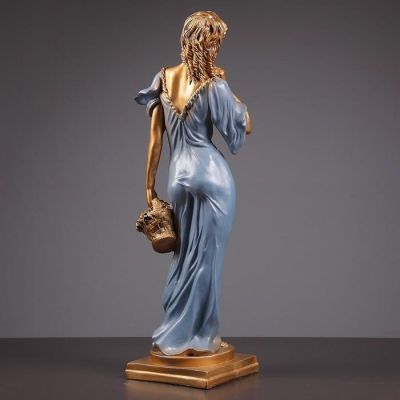 Фигура "Девушка с корзиной" бронза,/синий, 14х14х56см МИКС