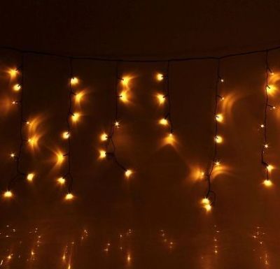 Гирлянда уличная "Бахрома" (Ш:4 м, В:0,6 м, нить темная, желтый)