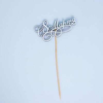 Топпер "С 8 Марта" на подвесе Дарим Красиво