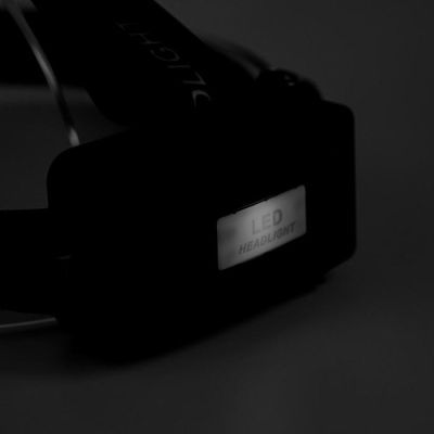 Фонарь налобный аккумуляторный, серия: "Мастер К", 6 х 9 см, от сети 220 Вт