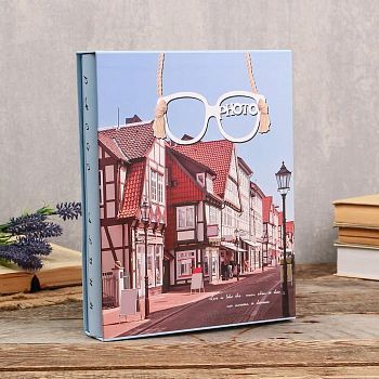 Фотоальбом на 200 фото 13х18 см "Улица и очки" в коробке МИКС 29,5х23,5х5,5 см