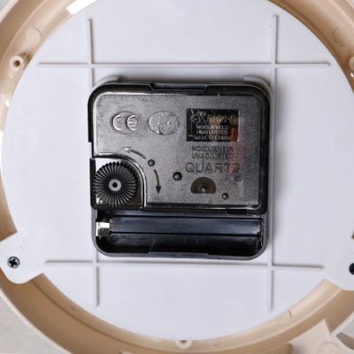 Часы настенные, серия: Фото, "Love", 3 фоторамки, d=11.5 см, 35х32.5 см, плавный ход