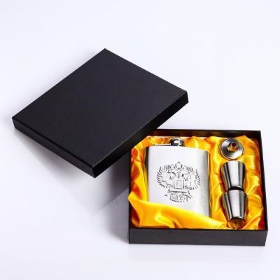 Подарочный набор "Герб России" 6 в 1: фляжка 240 мл, воронка, 4 рюмки 257727