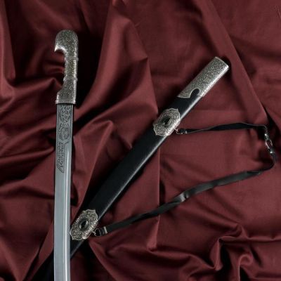 Набор подарочный "Кавказ 2" шашка + 2 рога, мельхиор, деревянные ножны обтянутые кожей