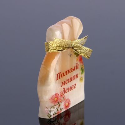 Магнит "Полный мешок денег", селенит