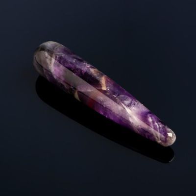Палочка из аметиста с острым наконечником