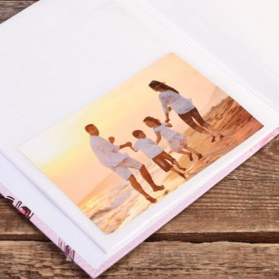 Фотоальбом на 80 фото 10х15 см "Цветы и обувь" в коробке, блёстки МИКС 23х19х5 см