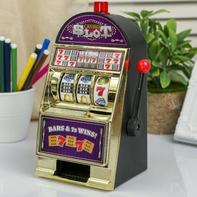 Копилка пластик "Игровой автомат" от 2АА, 21,5х12,5х10,2 см