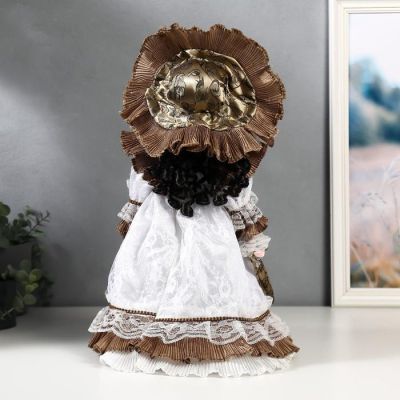 Кукла коллекционная керамика "Леди Кларис в платье цвета мокко" 40 см