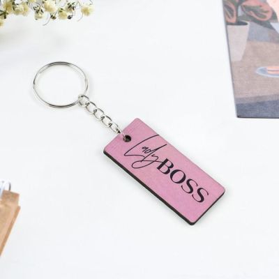 Деревянный брелок LADY BOSS, 15 х 6.6 см