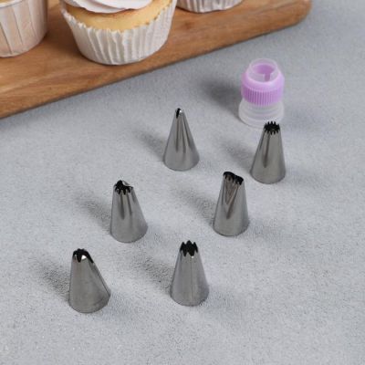 Набор "Цветы", мешок кондитерский 6 шт, адаптер, насадки 6 шт