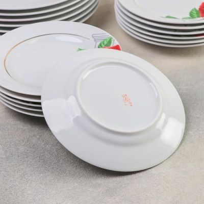 Набор тарелок «Голубка. Роза на капители», 18 предметов