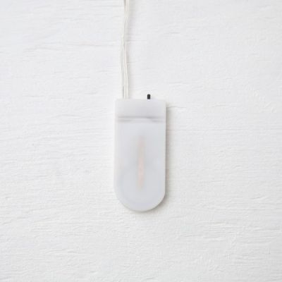 Гирлянда «Мишура» 1 м роса, IP20, зелёная нить, 22 LED, 6 слоёв, d=5 см, свечение тёплое белое, CR2032х2