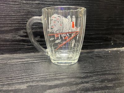 Пивная кружка "Новосибирск. Красный проспект" (стеклянная, 500 мл)