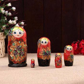 Матрешка «Золотые лепестки», красная, 5 кукольная, 15х7,5 см