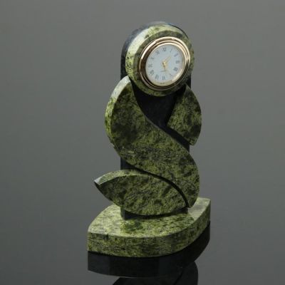 Часы "Куколка", 9х5х16 см, змеевик