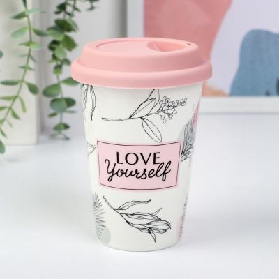 Набор "Love yourself", стакан с крышкой 300 мл, маска для сна, аромасаше