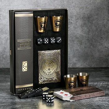 Набор "За настоящих мужиков", карты 36 шт., домино, стопки 30 мл 2 шт., кости игральные 4 шт.