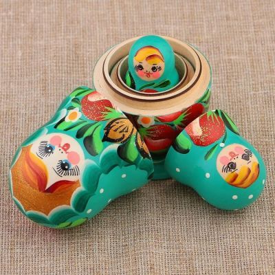 Матрёшка «Земляничка», голубое платье, 3 кукольная, 10 см