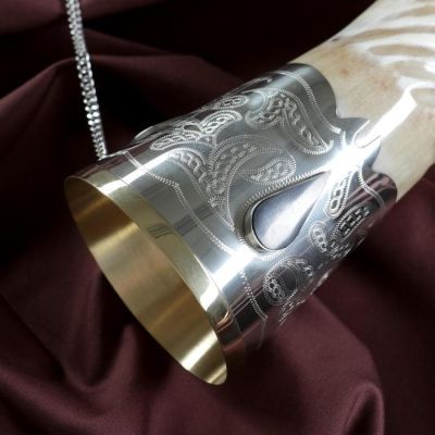 Сувенирный рог для вина, большой, со вставками