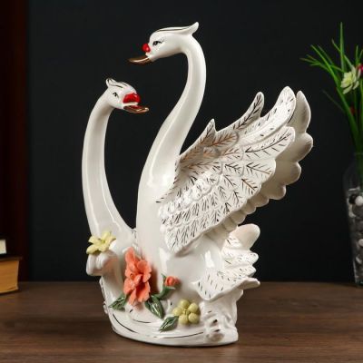 Сувенир керамика "Ухаживания лебедей" 30х12х28 см