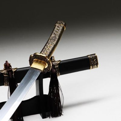 Сувенирное изделие Катана на подставке, бронзовая отделка